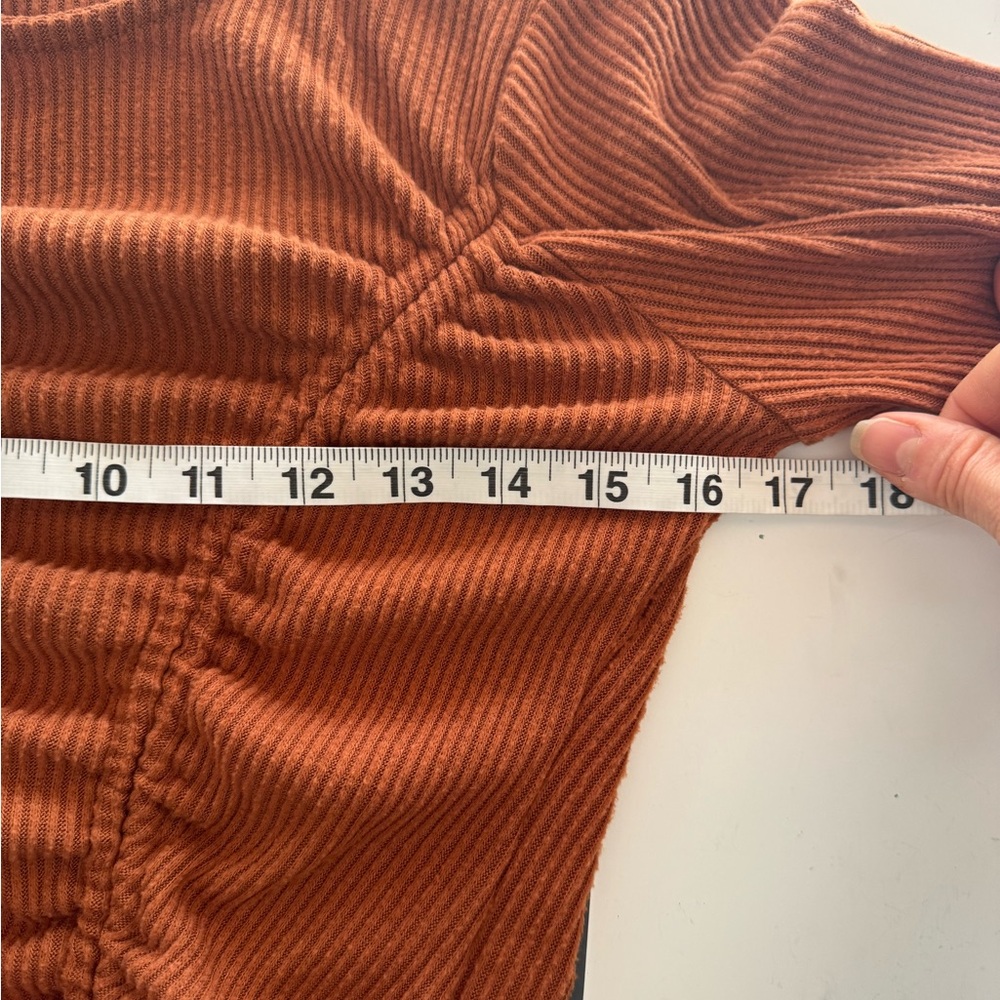 Rust Ribbed Long Sleeve Top - Picture 12 of 14